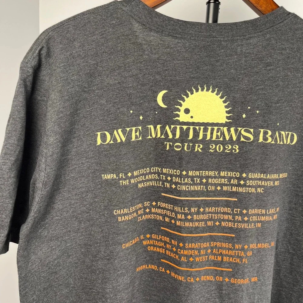 Dave Matthews Band 2023 Tour Shirt Double Sided Moon Sun Gray Size Large 22x28 - Picture 2 of 8